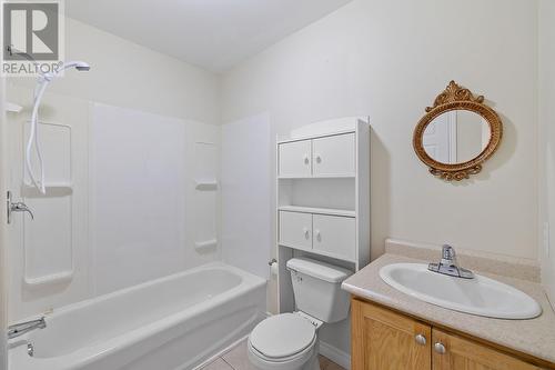 7 Discovery Place, Carbonear, NL - Indoor Photo Showing Bathroom