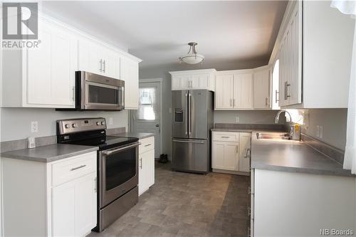 45 Route 735, Mayfield, NB - Indoor Photo Showing Kitchen With Double Sink