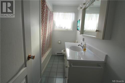 45 Route 735, Mayfield, NB - Indoor Photo Showing Bathroom