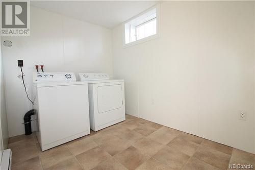 45 Route 735, Mayfield, NB - Indoor Photo Showing Laundry Room