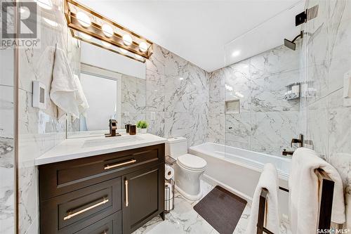 1001 Osler Street, Saskatoon, SK - Indoor Photo Showing Bathroom