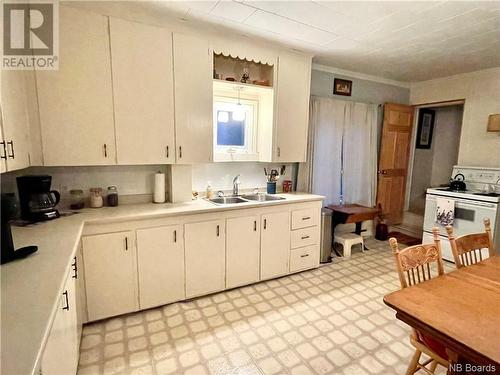 132 Elm Street, Woodstock, NB - Indoor Photo Showing Kitchen With Double Sink