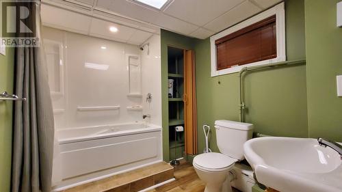 11 Gosines Road, Bell Island, NL - Indoor Photo Showing Bathroom