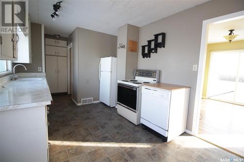 Clements Acreage, Wawken Rm No. 93, SK - Indoor Photo Showing Kitchen