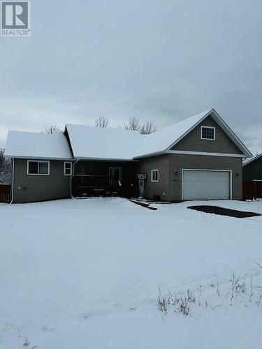 5213 41 Street, Chetwynd, BC - Outdoor