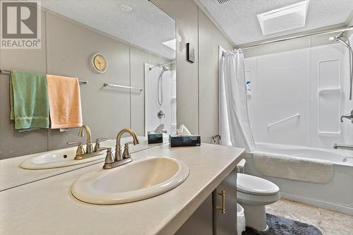 210 Brooke Drive, Chase, BC - Indoor Photo Showing Bathroom