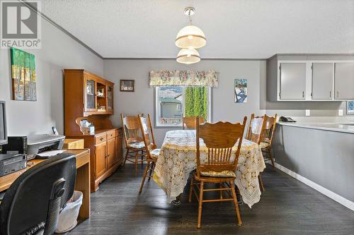 210 Brooke Drive, Chase, BC - Indoor Photo Showing Dining Room