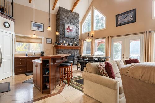 8550 Beach Street, Balfour, BC - Indoor Photo Showing Living Room With Fireplace