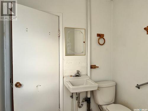 307 A Avenue E, Wynyard, SK - Indoor Photo Showing Bathroom