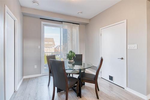 530 North Service Road|Unit #28, Grimsby, ON - Indoor Photo Showing Dining Room