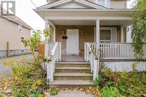 100 Queenston Street, St. Catharines, ON - Outdoor