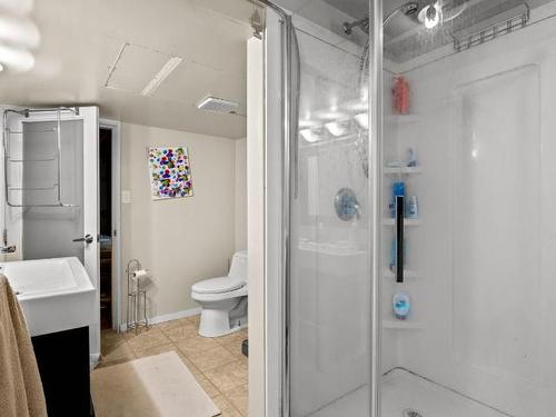 527 Shuswap Ave, Chase, BC - Indoor Photo Showing Bathroom