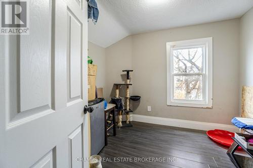 102 Queenston Street, St. Catharines, ON - Indoor Photo Showing Other Room
