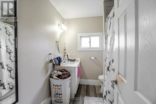 102 Queenston Street, St. Catharines, ON - Indoor Photo Showing Bathroom