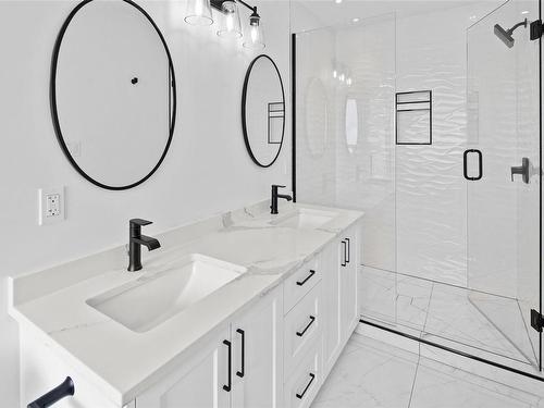 A-2034 Stone Hearth Lane, Sooke, BC - Indoor Photo Showing Bathroom