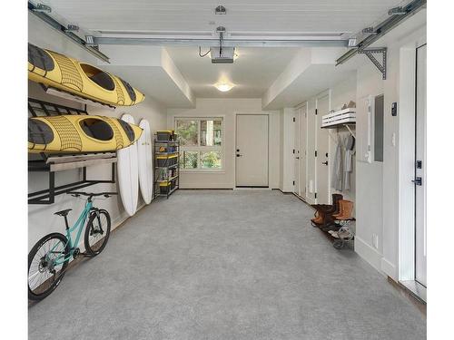 1225 Drifter End, Langford, BC - Indoor Photo Showing Garage