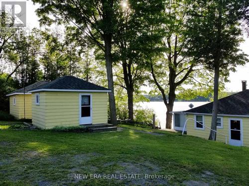 1303 South Shore Rd, Greater Napanee, ON - Outdoor