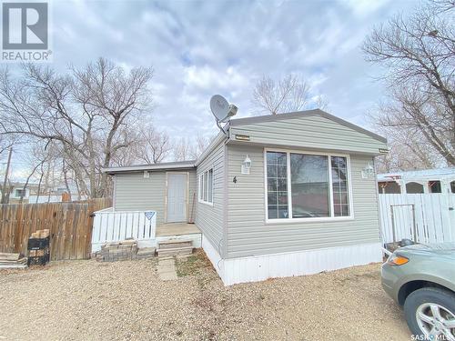 Cypress Mobile Home Park, Maple Creek, SK - Outdoor