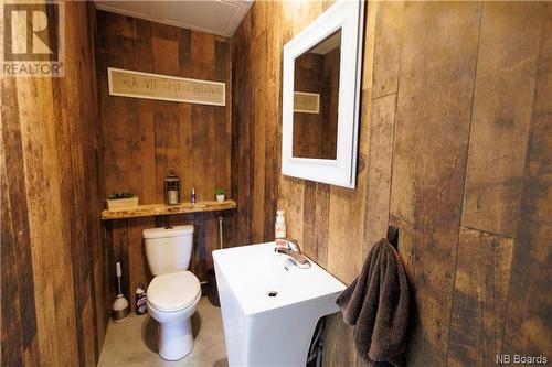 227 Riceville Road, St-Hilaire, NB - Indoor Photo Showing Bathroom
