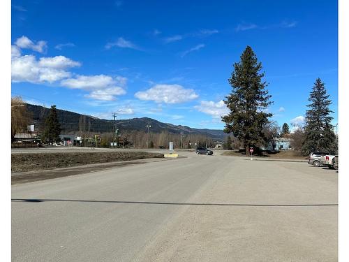 4394 Yard Road, Barriere, BC 