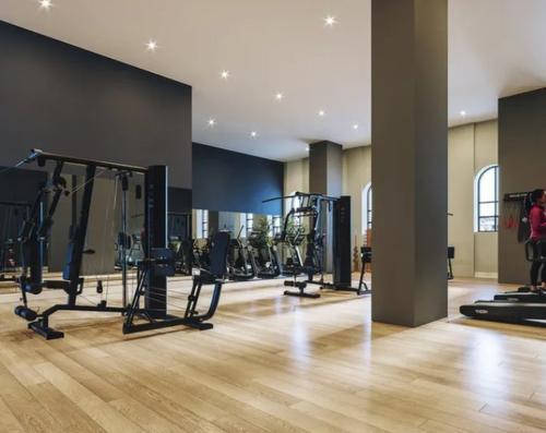 Exercise room - 1508-1001 Rue Lucien-L'Allier, Montréal (Ville-Marie), QC - Indoor Photo Showing Gym Room