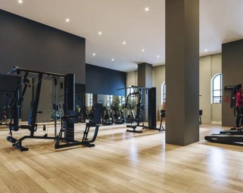 Exercise room - 1509-1001 Rue Lucien-L'Allier, Montréal (Ville-Marie), QC - Indoor Photo Showing Gym Room