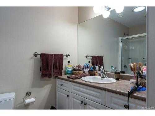 55-2006 Sierra Dr, Campbell River, BC - Indoor Photo Showing Bathroom