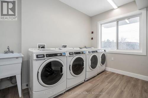 61 Thompson Rd W, Penetanguishene, ON - Indoor Photo Showing Laundry Room