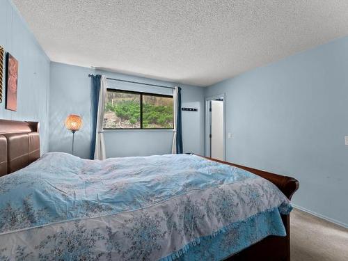 5387 Ronde Lane, Kamloops, BC - Indoor Photo Showing Bedroom