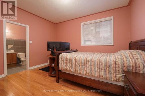 421 Sunset Beach Road, Richmond Hill, ON - Indoor Photo Showing Bedroom