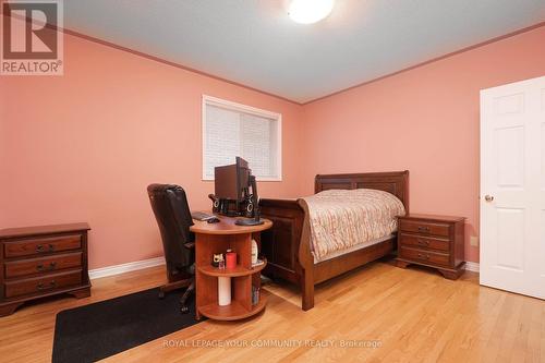 421 Sunset Beach Road, Richmond Hill, ON - Indoor Photo Showing Bedroom