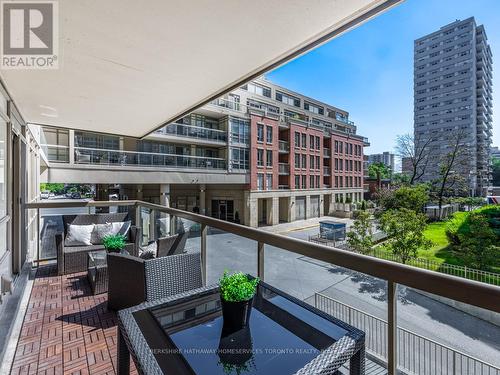 #209 -900 Mount Pleasant Rd, Toronto, ON - Outdoor With Balcony