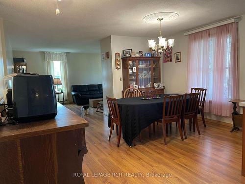 794046 Grey Rd 124, Grey Highlands, ON - Indoor Photo Showing Dining Room
