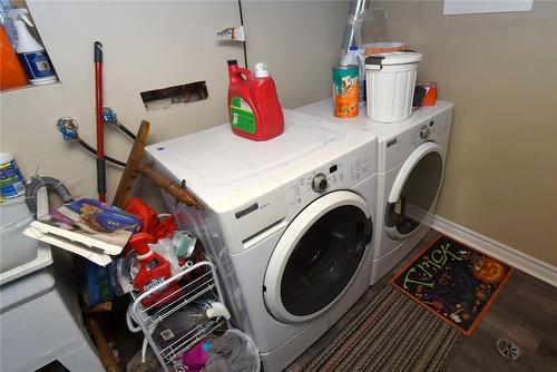 82 Alpine Avenue, Hamilton, ON - Indoor Photo Showing Laundry Room