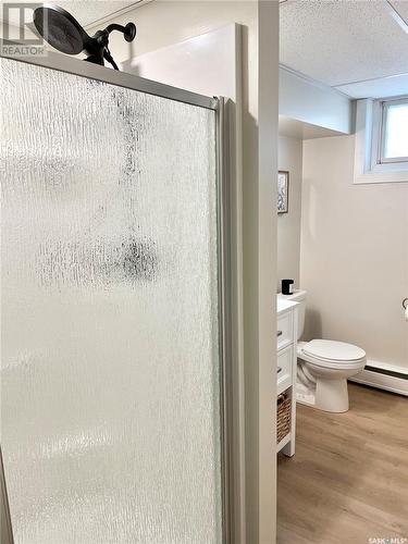 19 Logan Crescent E, Yorkton, SK - Indoor Photo Showing Bathroom