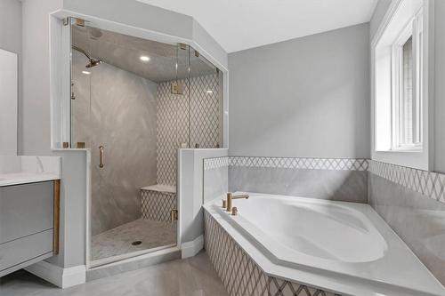 20 Miller Drive, Hamilton, ON - Indoor Photo Showing Bathroom
