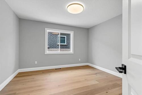 20 Miller Drive, Hamilton, ON - Indoor Photo Showing Other Room