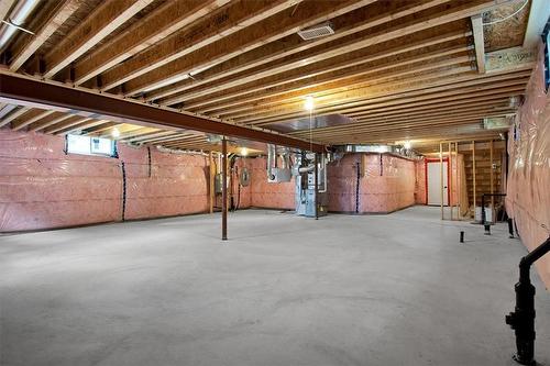 20 Miller Drive, Hamilton, ON - Indoor Photo Showing Basement