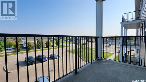 301 680 7Th Avenue E, Melville, SK - Outdoor With Balcony With Exterior