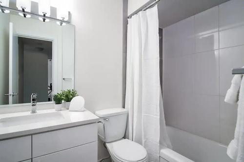 33554 Switzer Avenue, Abbotsford, BC - Indoor Photo Showing Bathroom
