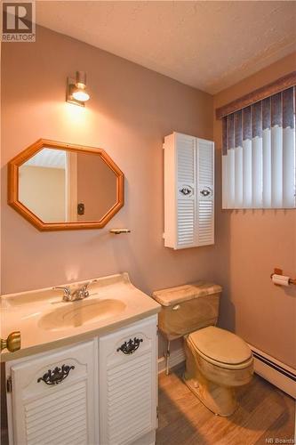 560 Saulnier Ouest Street, Tracadie, NB - Indoor Photo Showing Bathroom