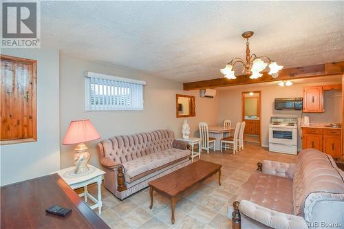 560 Saulnier Ouest Street, Tracadie, NB - Indoor Photo Showing Living Room