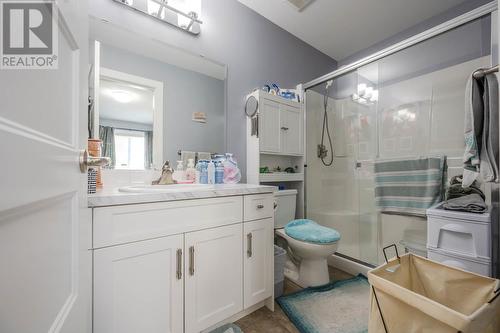 4505 Mclean Creek Road Unit# G6, Okanagan Falls, BC - Indoor Photo Showing Bathroom