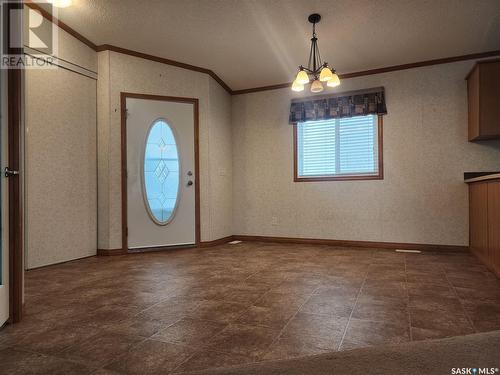 147 6Th Avenue E, Melville, SK - Indoor Photo Showing Other Room