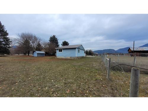 5740 Division Street, Grand Forks, BC - Outdoor