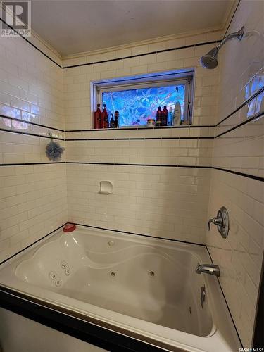 805 Qu'Appelle Street, Grenfell, SK - Indoor Photo Showing Bathroom