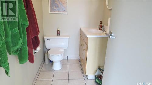 2100 Courtney Street, Regina, SK - Indoor Photo Showing Bathroom