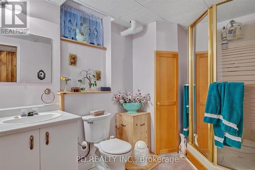 19 Sunnyvale Lane, Kawartha Lakes, ON - Indoor Photo Showing Living Room