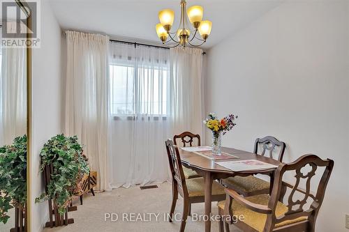 19 Sunnyvale Lane, Kawartha Lakes, ON - Indoor Photo Showing Dining Room