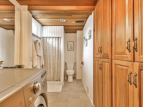 Bathroom - 265 Ch. De La Montagne, Piedmont, QC - Indoor Photo Showing Laundry Room